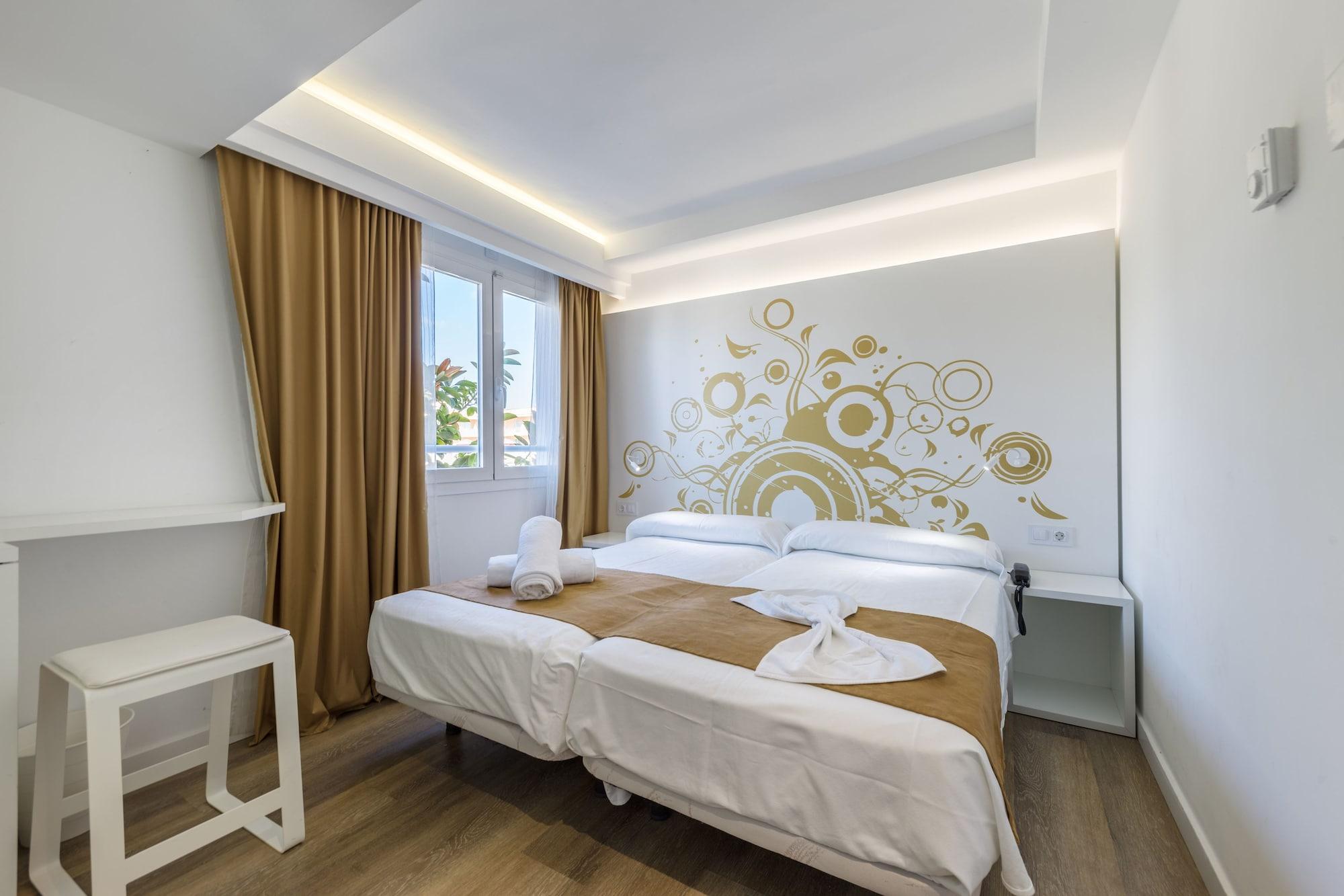 Triton Hotel