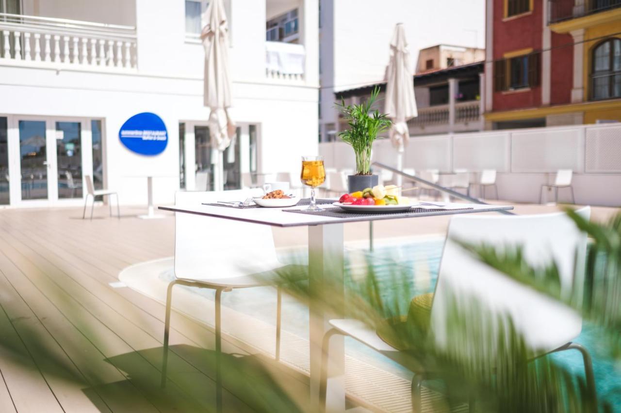 Triton Hotel 4*