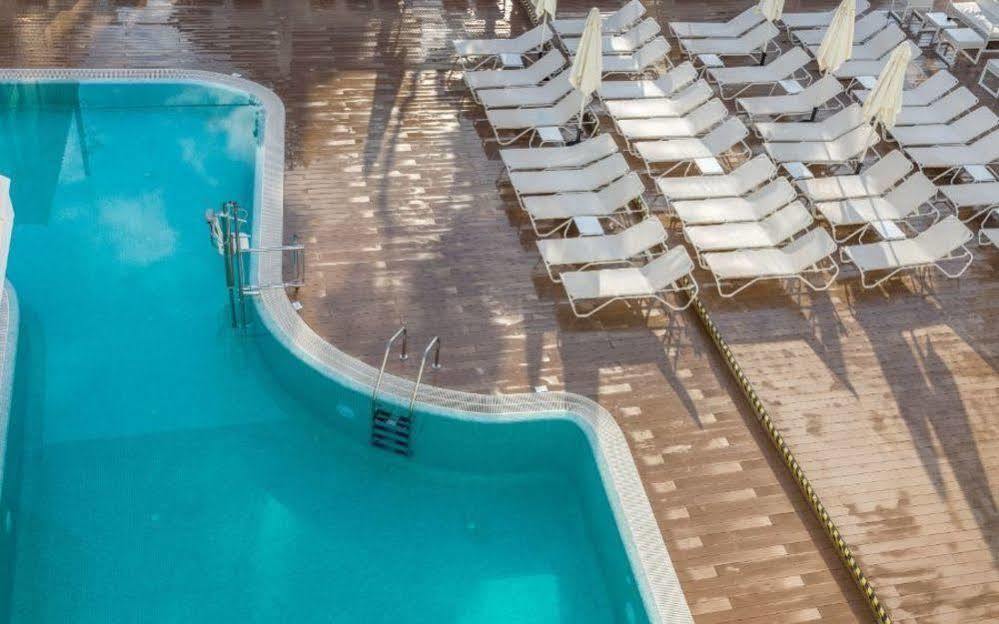 Hotel Triton