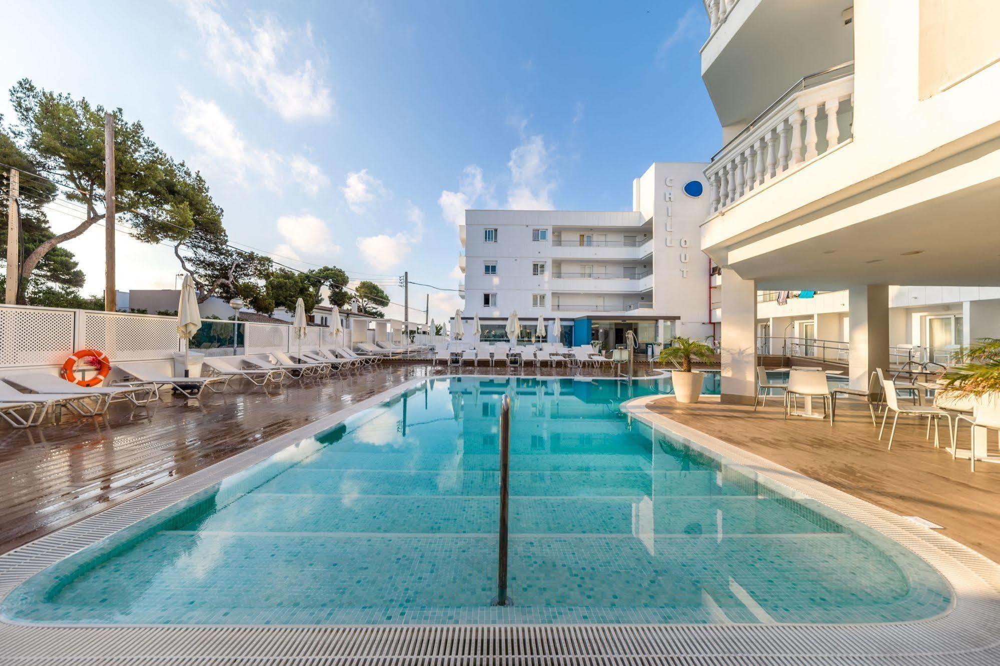 Hotel Triton 4*